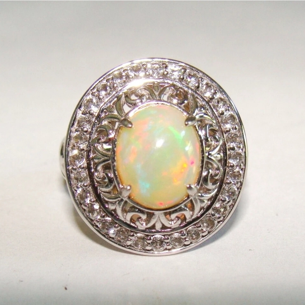 Genuine Victoria Wieck Welo Opal & White Topaz Ring Size 9! - Picture 3 of 14